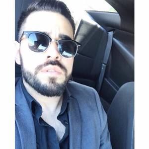 Meet your Posher, Carlos